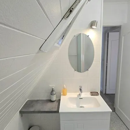 Maison Spacieuse 4 Avec Cheminee Pres De Et Sarlat - Fr-1-616-23 Holiday home *