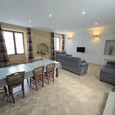 Maison Spacieuse 4 Avec Cheminee Pres De Et Sarlat - Fr-1-616-23 Holiday home Domme